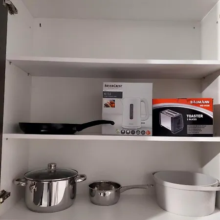 Luxury No. 202 아이아 나파