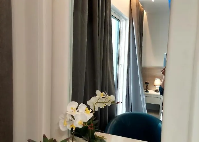 Apartament Luxury No. 202 *