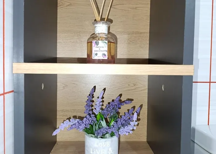 Luxury No. 202 * Ajia Napa